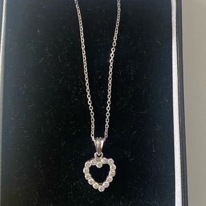 14K white gold necklace; custom-made; Diamond heart
